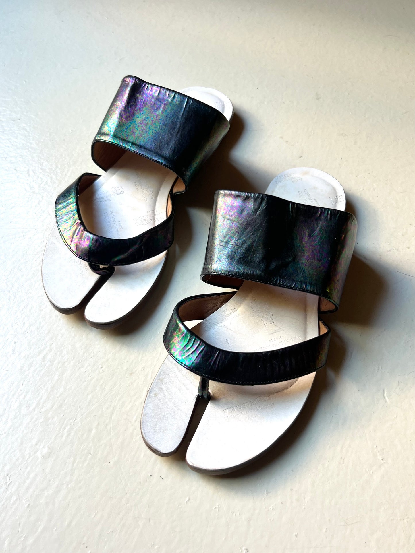 maison martin margiela oil-slick leather tabi mule-slides, mid-00s