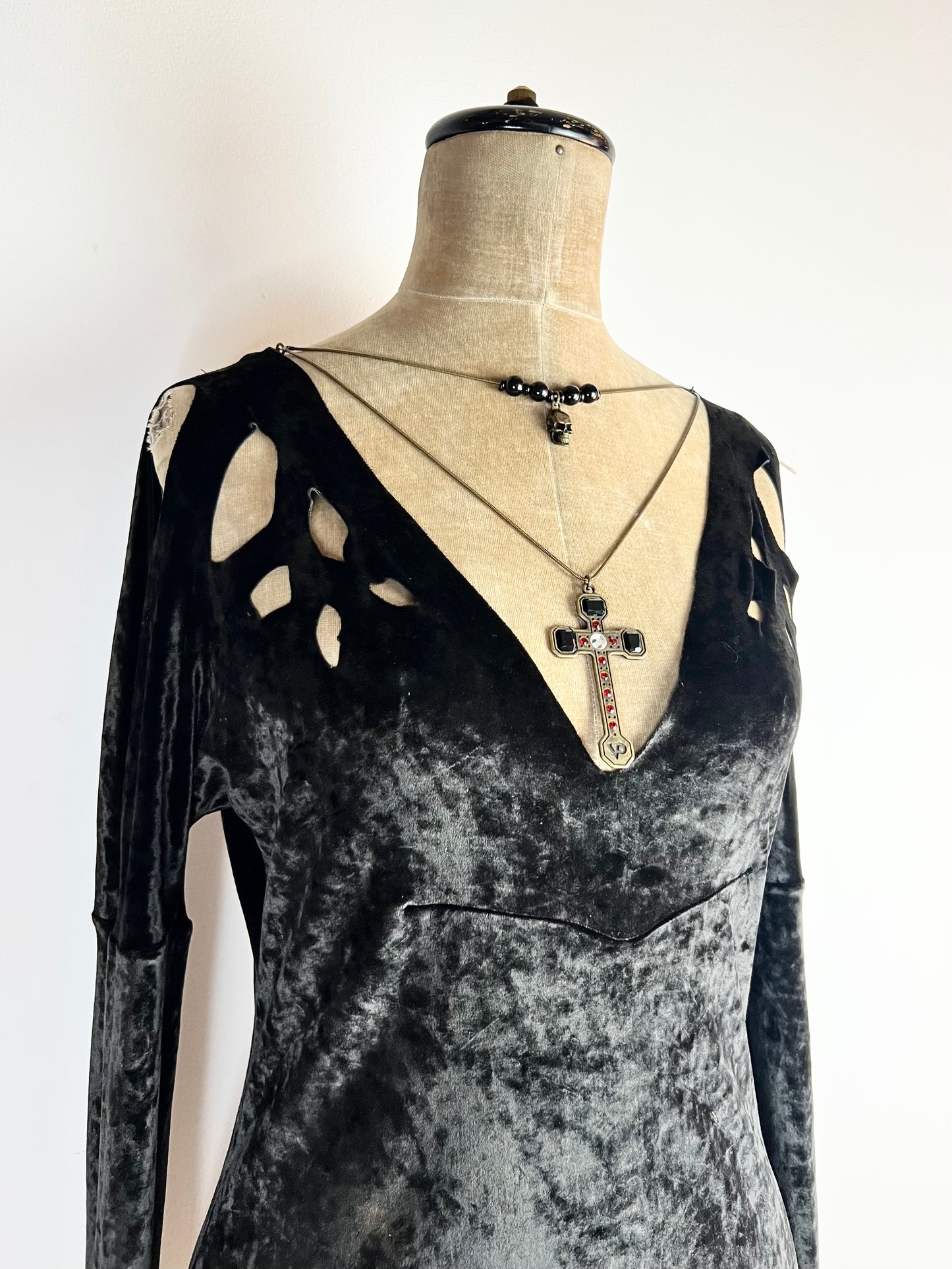 voyage passion long sleeve cutout velvet top with heavy brass charms, 2000s