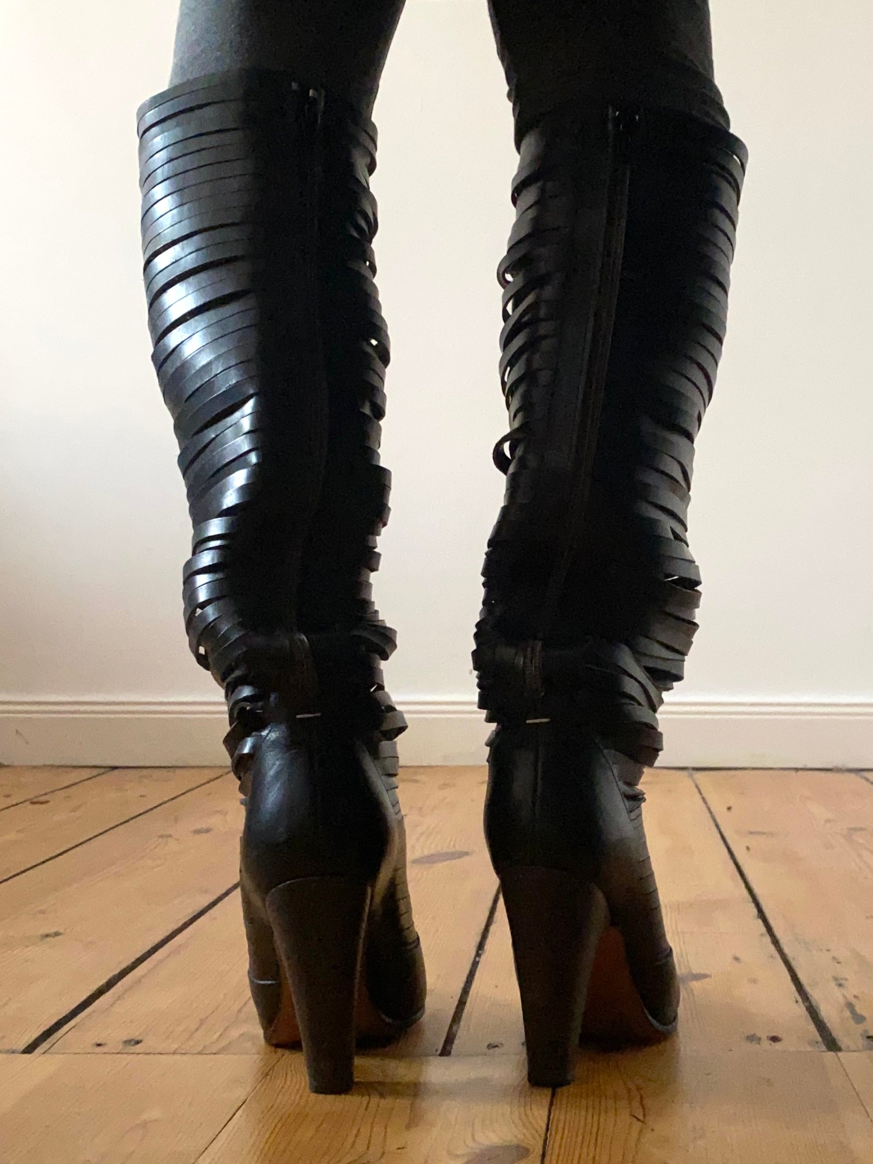 MAISON MARTIN MARGIELA SATIN BOOTS 本人期 Maison Martin Margiela 2008 'Nail' Boots - Black Boots