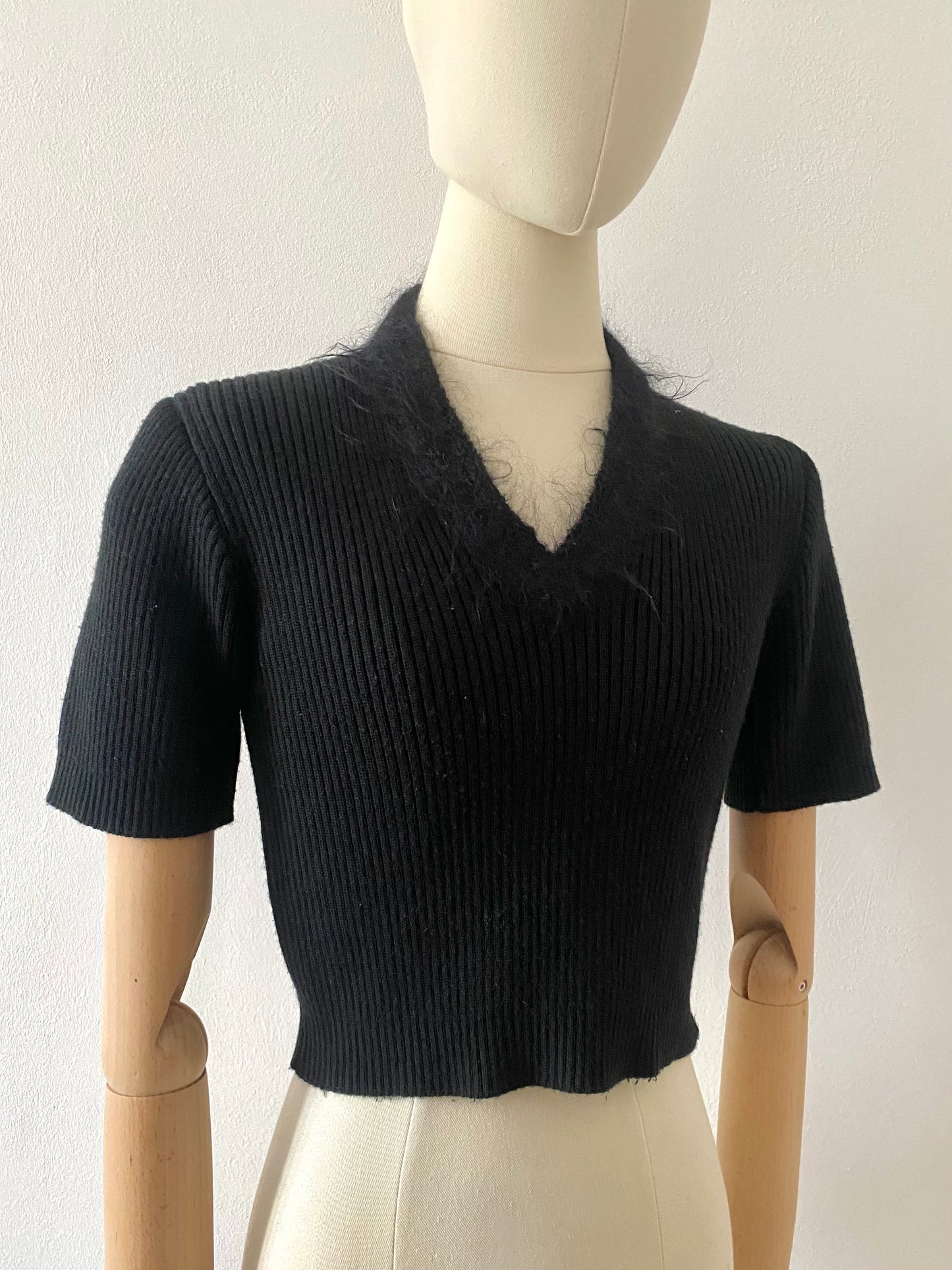 amaya arzuaga cropped cashmere & mohair blend knit