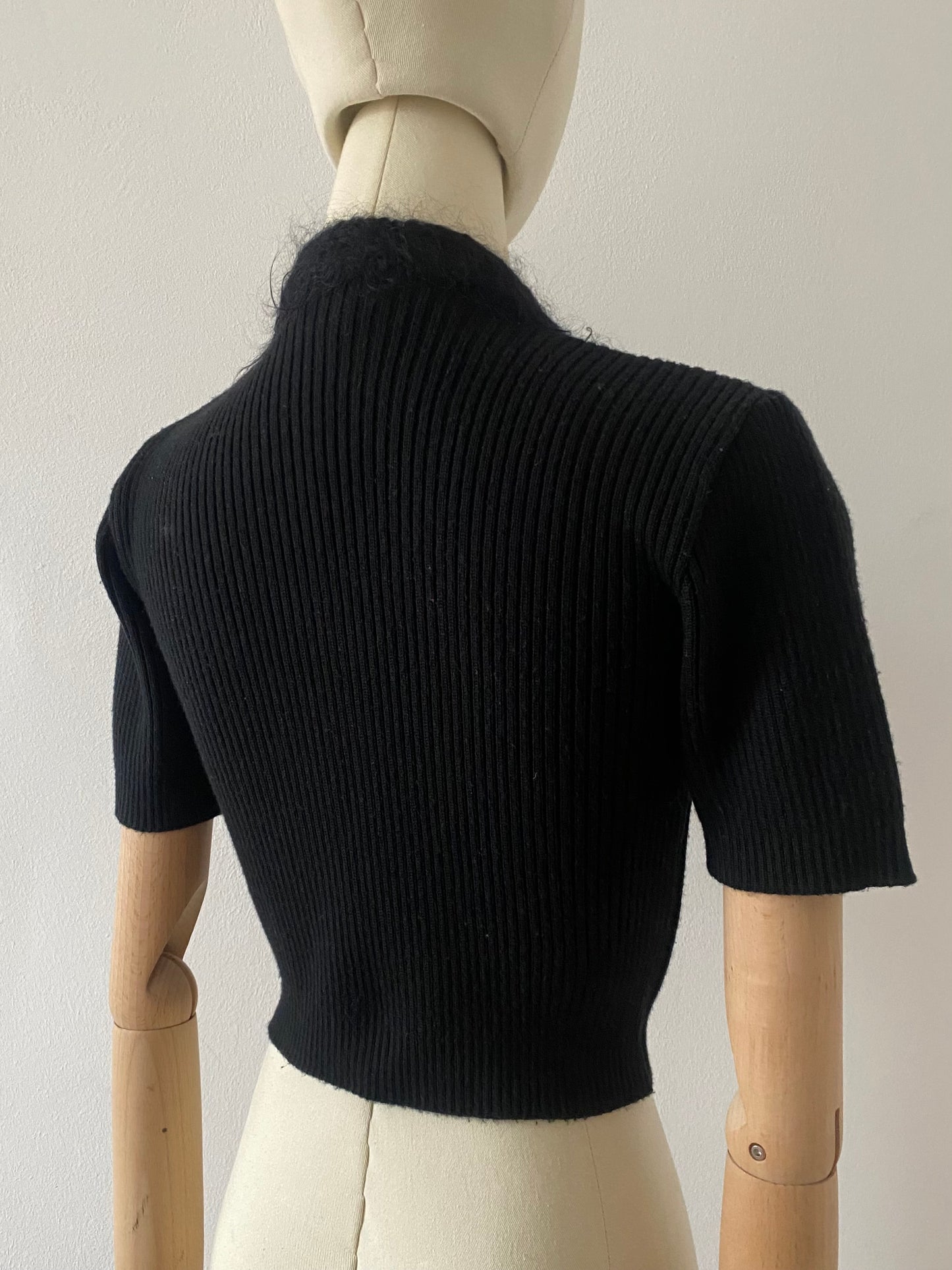 amaya arzuaga cropped cashmere & mohair blend knit