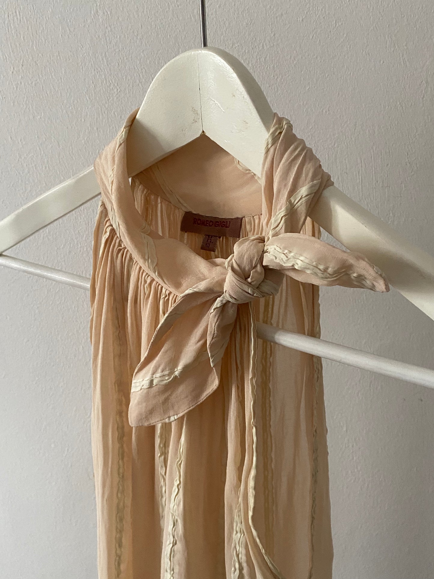 romeo gigli silk blend halter neck blouse (s/s?) 1995