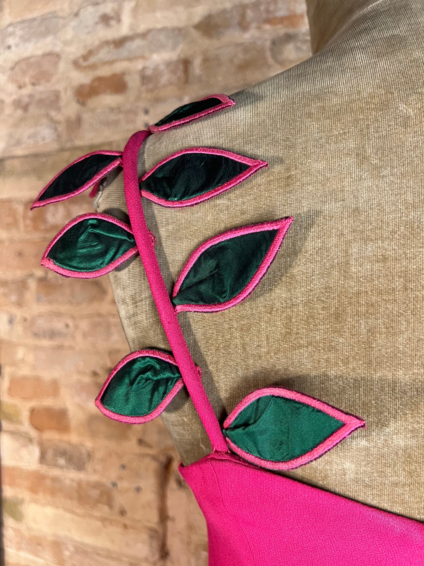 lolita lempicka fuschia dress with 3-d leaf appliqué, s/s 1992