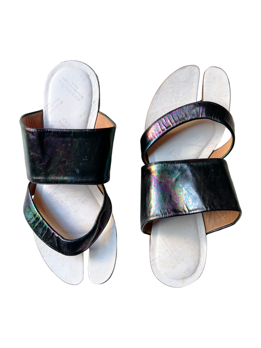 maison martin margiela oil-slick leather tabi mule-slides, mid-00s